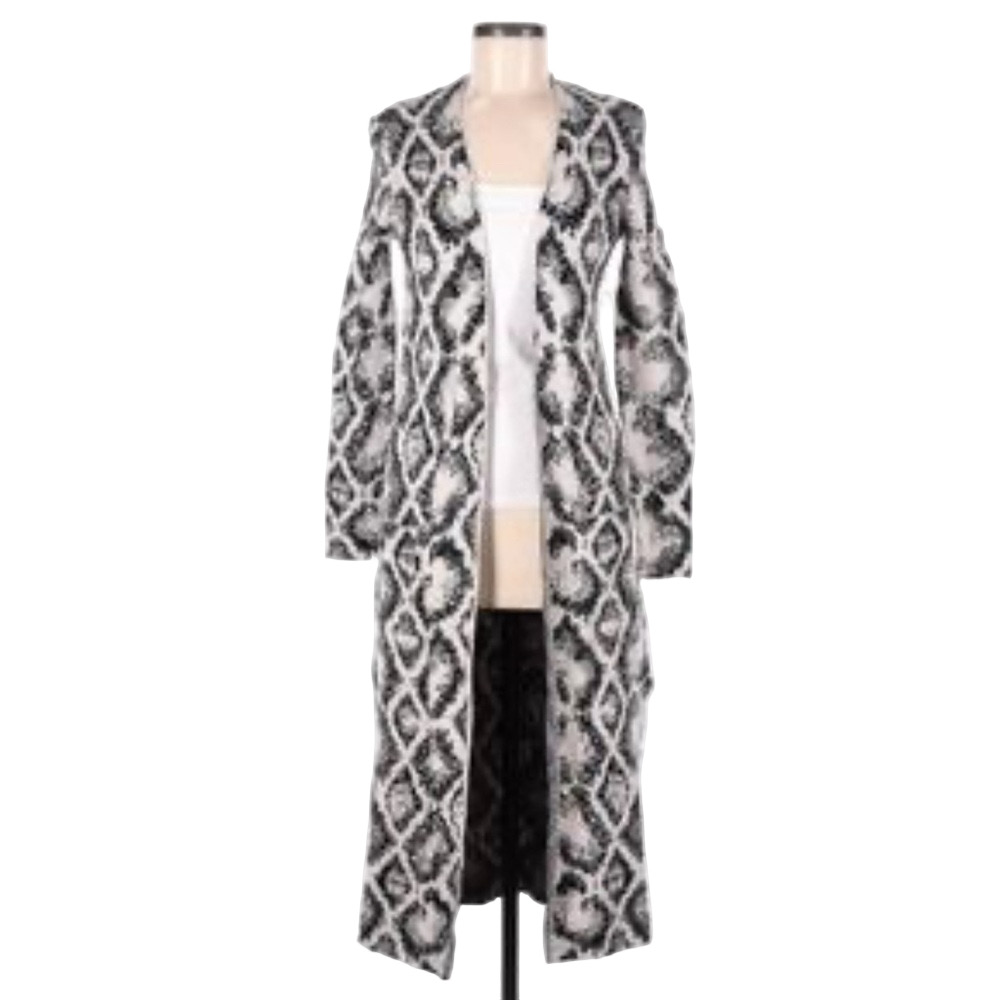 Ruby Moon Monochrome Patterned Cardigan sweater. EA114